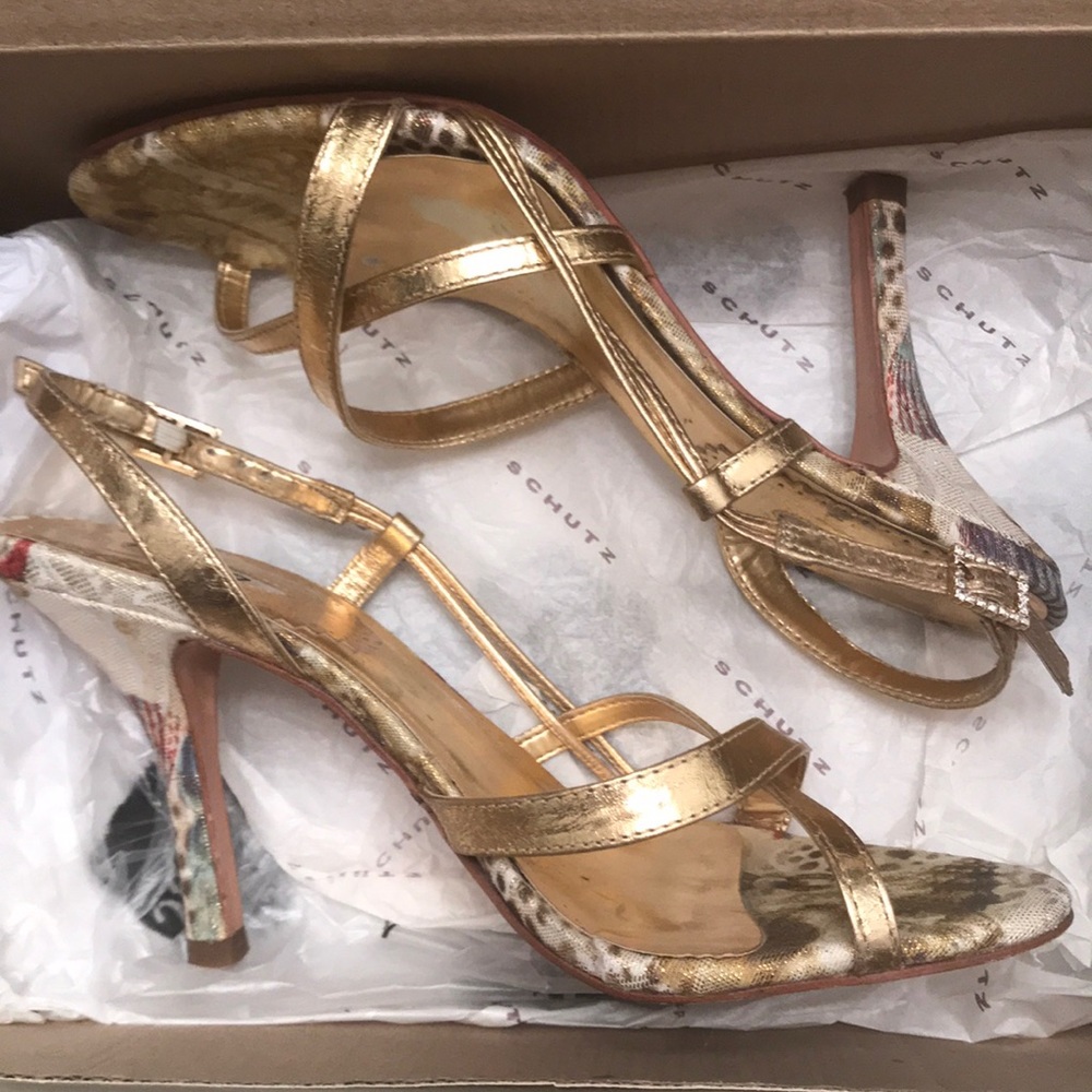 Schutz Metal Batido Ouro Heels size 8 STUNNING!!